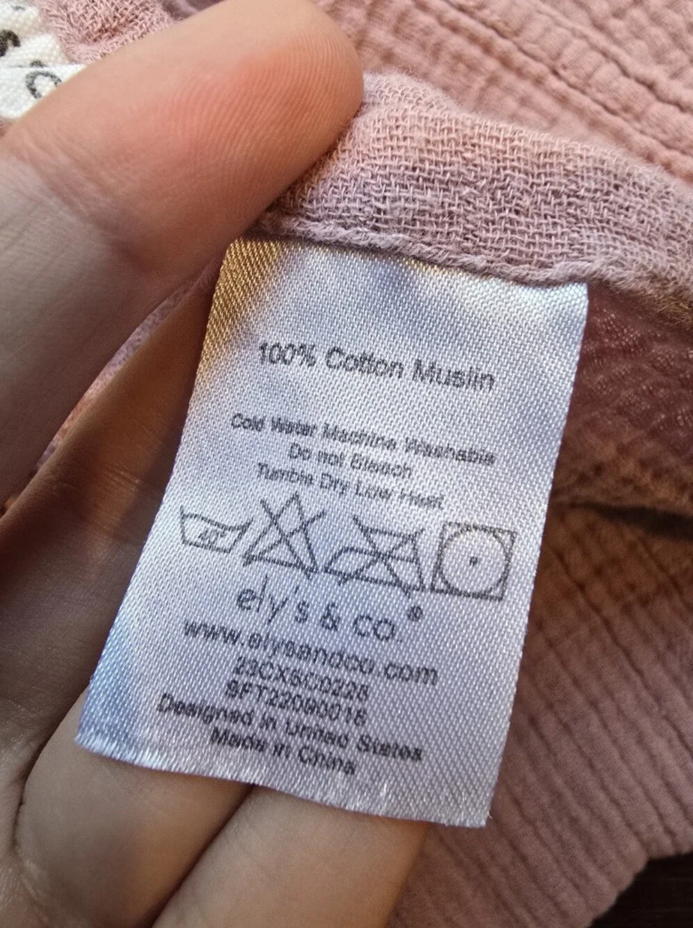 ely's & co. 100% Cotton Muslin Baby Swaddle Blanket Dusty Mauve Pink